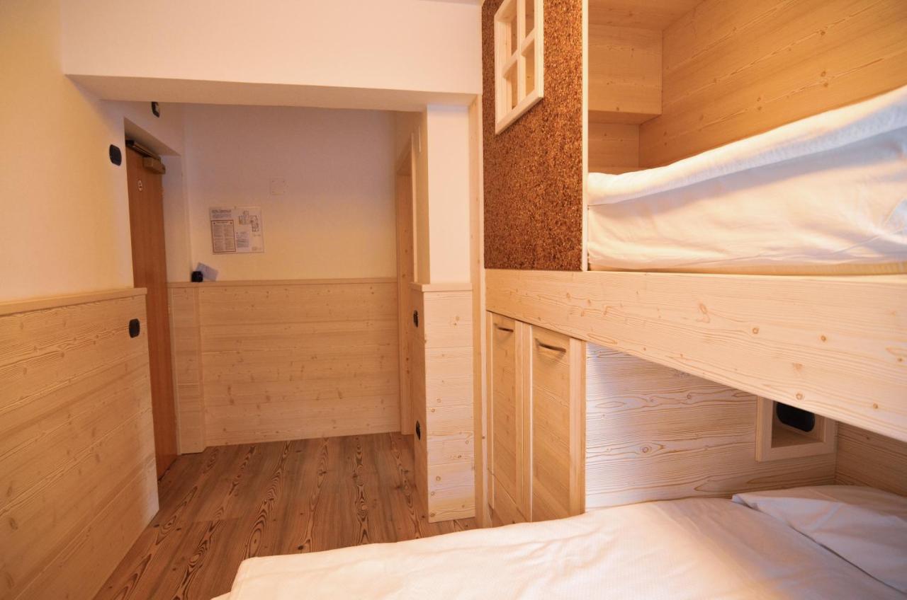 Cristallo Hotel 3*